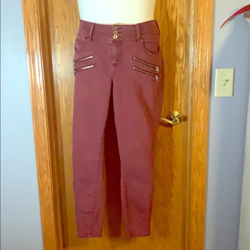 Torrid maroon denim jeggings sz16